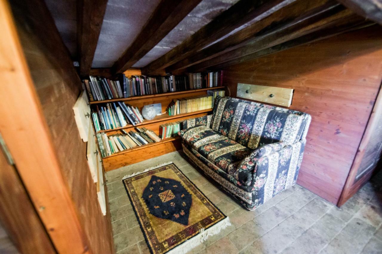 Agriturismo Montecorboli Barberino di Val dʼElsa Екстериор снимка